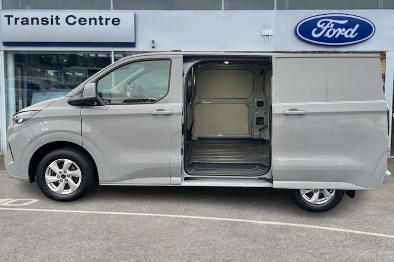 Used Ford Transit Custom 2024 for sale - 77427137: Photo 6