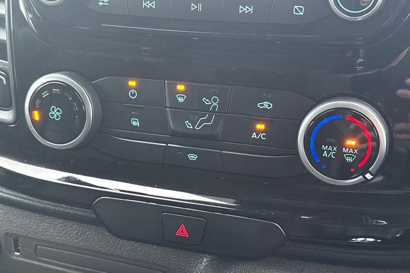 Used Ford Transit Custom 2022 for sale - 77393884: Photo 30