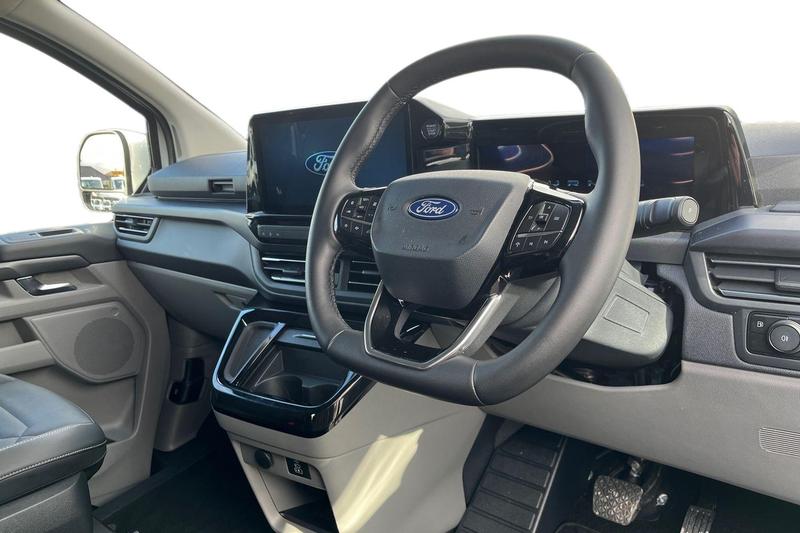 Used Ford Tourneo Custom 2025 for sale - 77665650: Photo 14