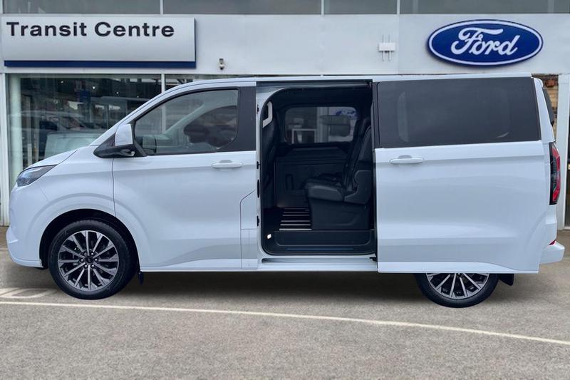 Used Ford Tourneo Custom 2025 for sale - 77665650: Photo 6