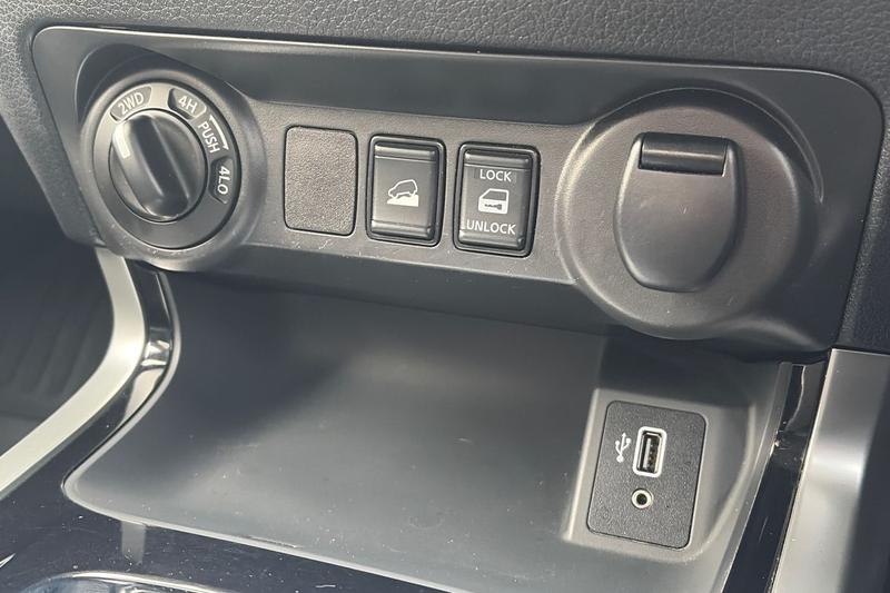 Used Nissan Navara 2021 for sale - 77176227: Photo 30