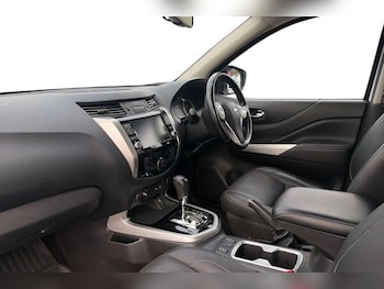 Used Nissan Navara 2021 for sale - 77176227: Photo