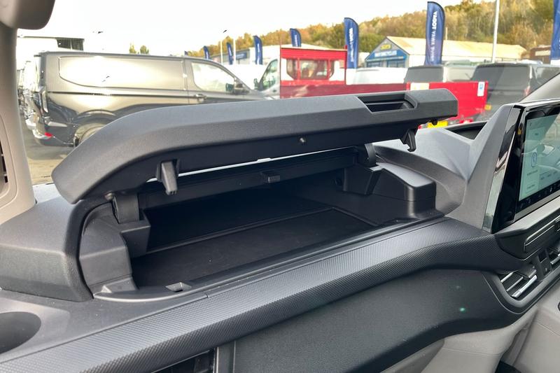 Used Ford Transit Custom 2025 for sale - 76421972: Photo 32