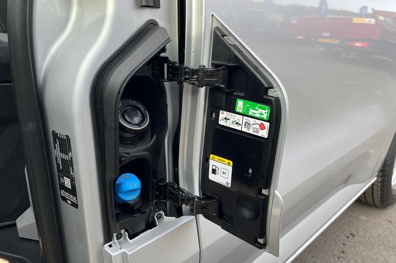 Used Ford Transit Custom 2025 for sale - 76421972: Photo 37