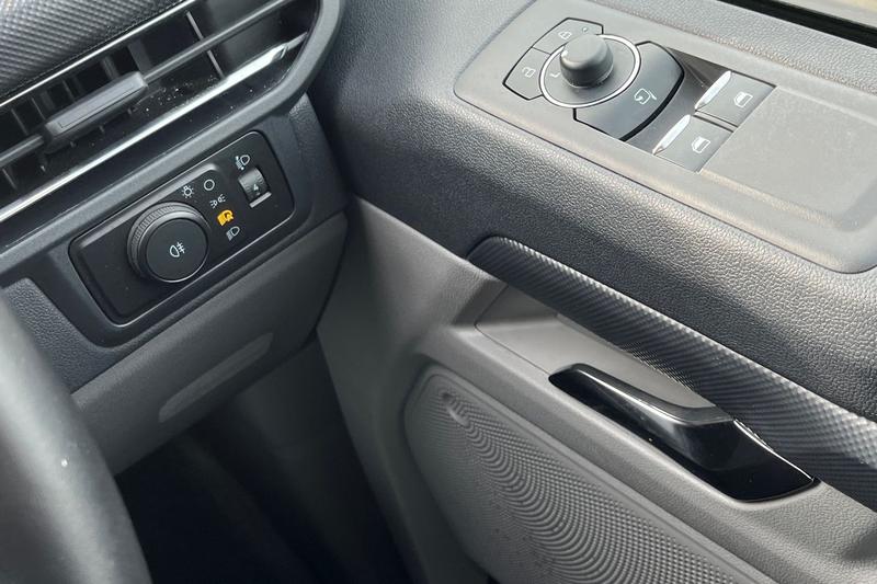 Used Ford Transit Custom 2025 for sale - 76421972: Photo 8