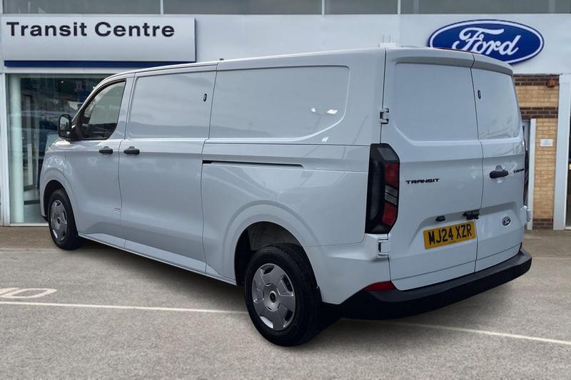 Used Ford Transit Custom 2024 for sale - 77665632: Photo 2