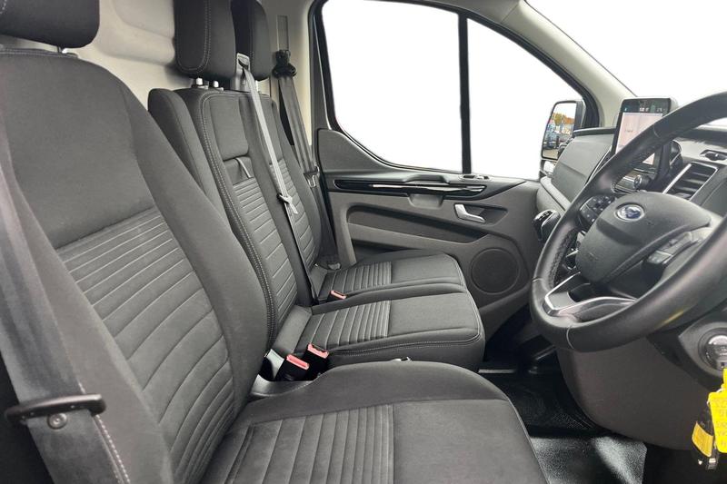 Used Ford Transit Custom 2023 for sale - 76480520: Photo 11