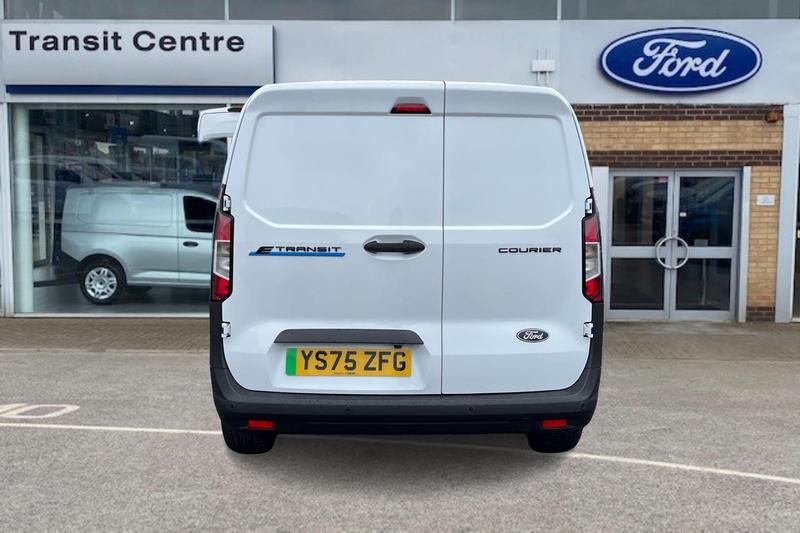 Used Ford Transit Courier 2025 for sale - 77427118: Photo 13