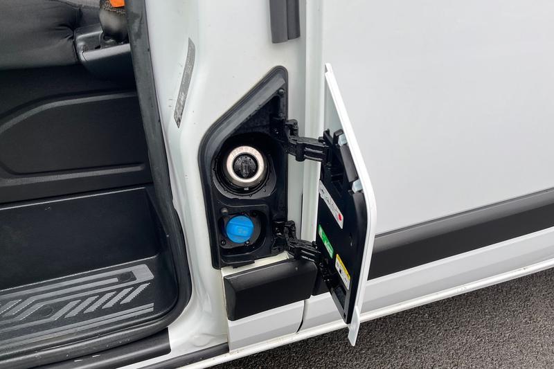 Used Ford Transit Custom 2023 for sale - 77013751: Photo 33