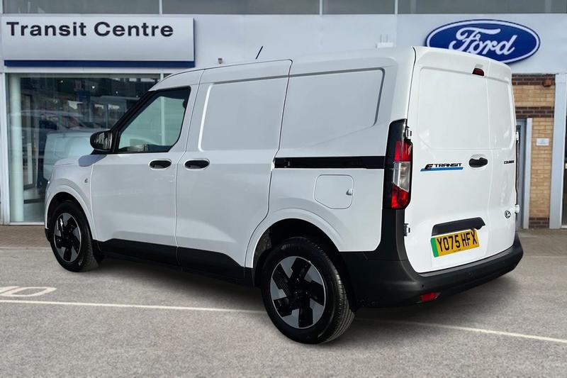 Used Ford Transit Courier 2026 for sale - 77733293: Photo 2