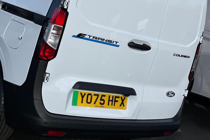 Used Ford Transit Courier 2026 for sale - 77733293: Photo 39