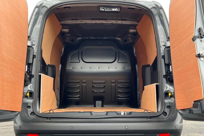 Used Ford Transit Courier 2025 for sale - 78015349: Photo 5