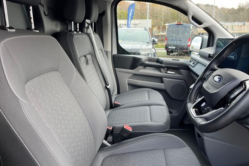 Used Ford Transit Custom 2025 for sale - 76637351: Photo 11