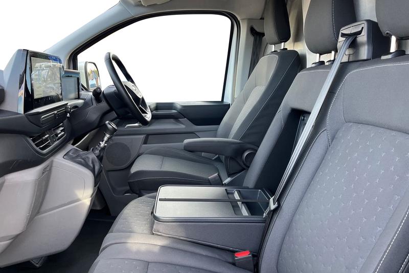 Used Ford Transit Custom 2024 for sale - 76945489: Photo 10