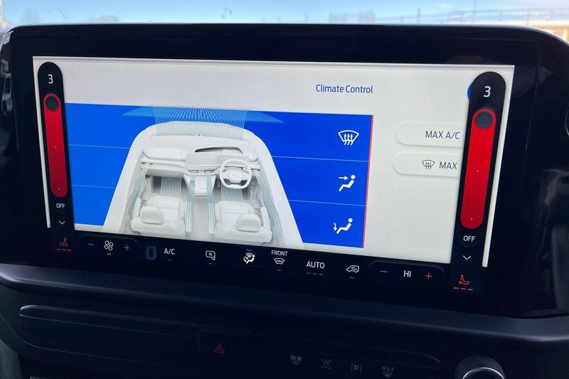 Used Ford Transit Custom 2024 for sale - 76945489: Photo 17