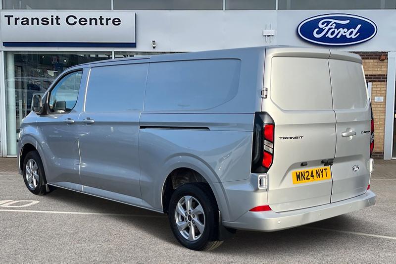 Used Ford Transit Custom 2024 for sale - 76945489: Photo 2
