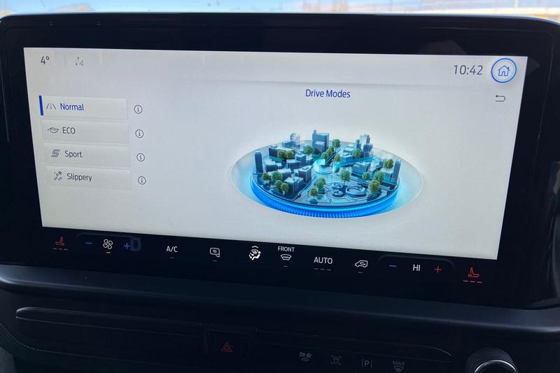 Used Ford Transit Custom 2024 for sale - 76945489: Photo 21