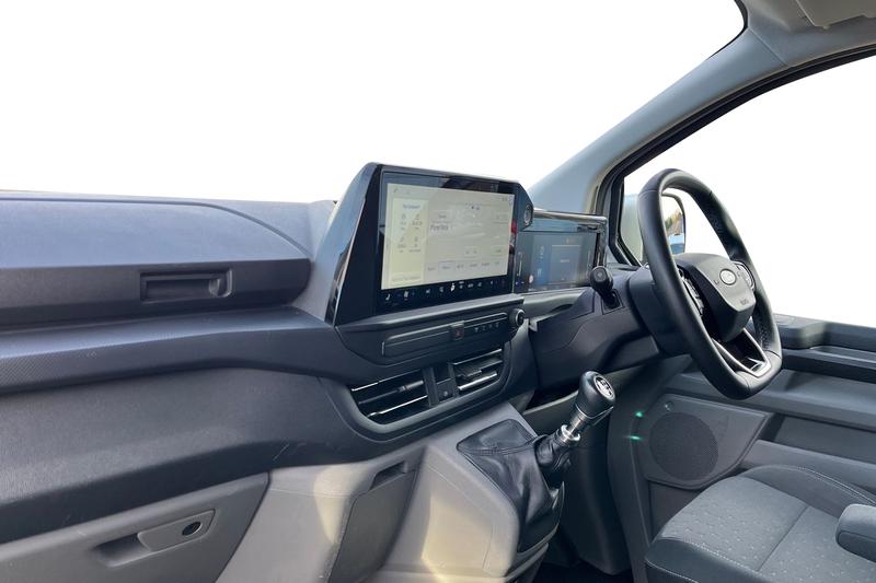 Used Ford Transit Custom 2024 for sale - 76945489: Photo 4