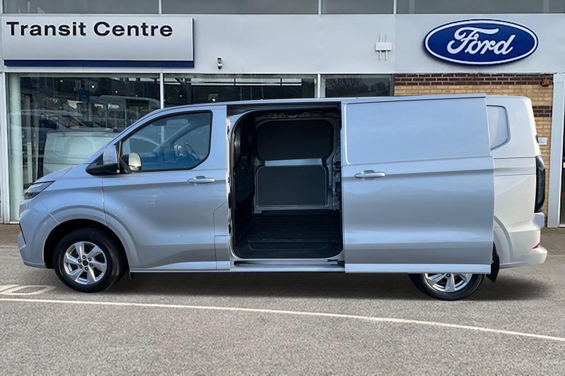 Used Ford Transit Custom 2024 for sale - 76945489: Photo 6