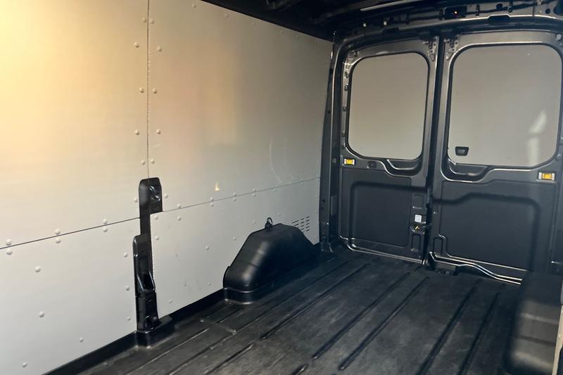 Used Ford Transit 2024 for sale - 77152188: Photo 5
