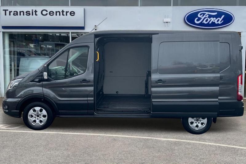 Used Ford Transit 2024 for sale - 77152188: Photo 6