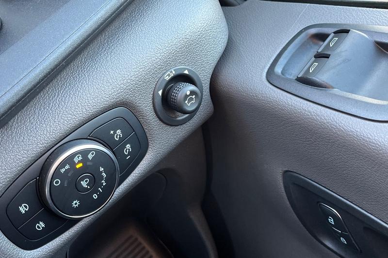 Used Ford Transit 2025 for sale - 76402093: Photo 8