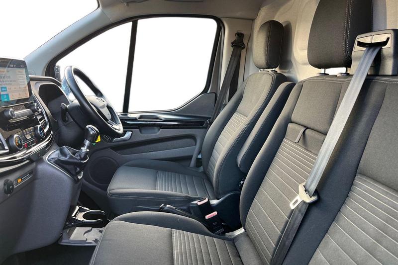 Used Ford Transit Custom 2023 for sale - 77417115: Photo 10