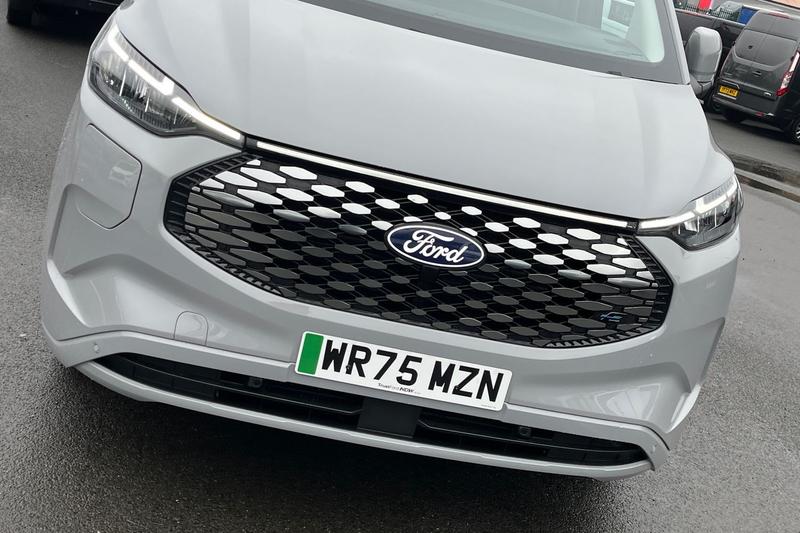 Used Ford E-Transit 2025 for sale - 77445909: Photo 40