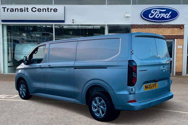 Used Ford Transit Custom 2025 for sale - 76791411: Photo 2