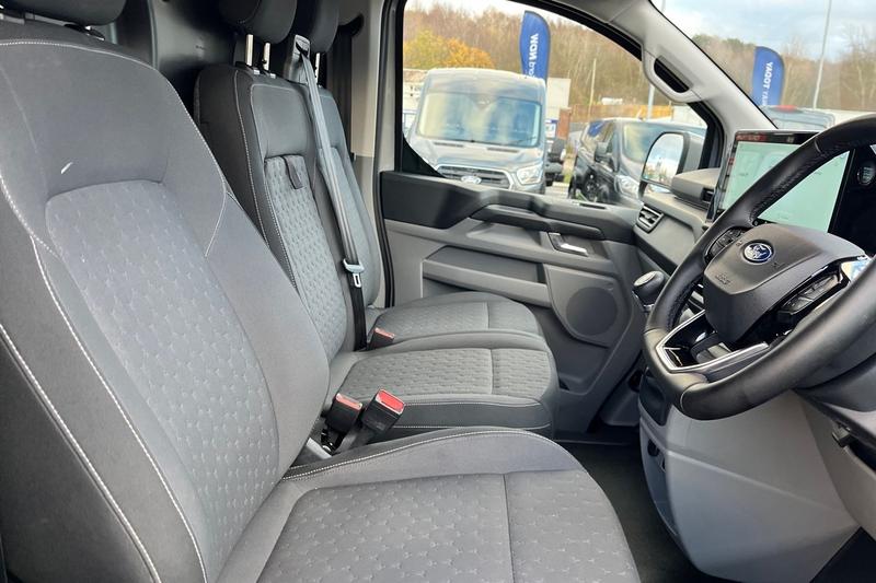Used Ford Transit Custom 2025 for sale - 76945487: Photo 11