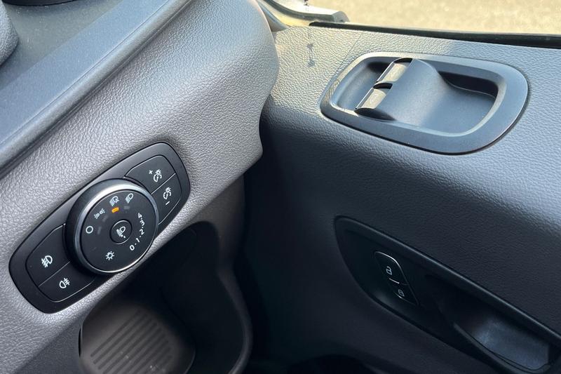 Used Ford Transit 2025 for sale - 78171990: Photo 9
