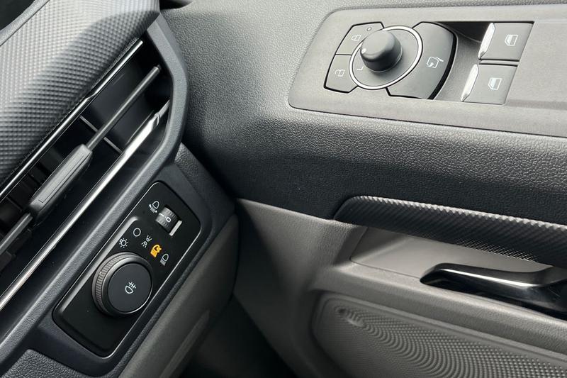 Used Ford Transit Custom 2025 for sale - 77918777: Photo 8