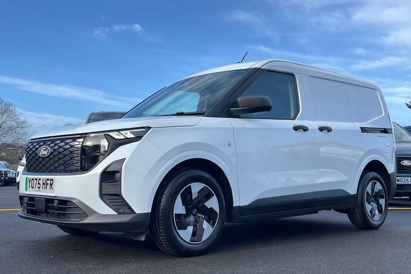 Used Ford Transit Courier 2026 for sale - 77733292: Photo 36