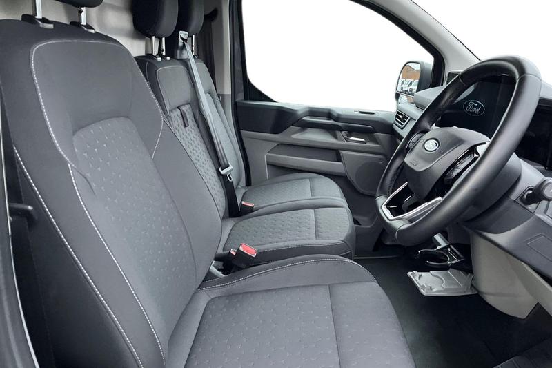 Used Ford E-Transit 2025 for sale - 77450344: Photo 11