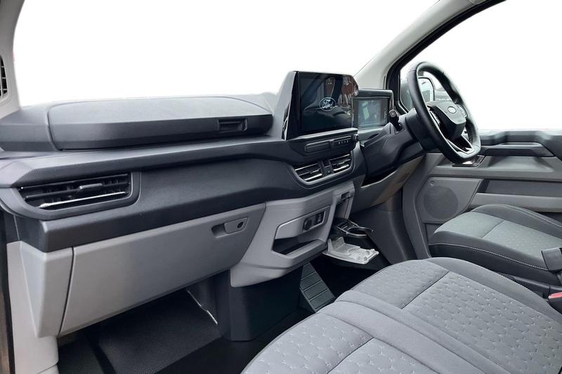 Used Ford E-Transit 2025 for sale - 77450344: Photo 4