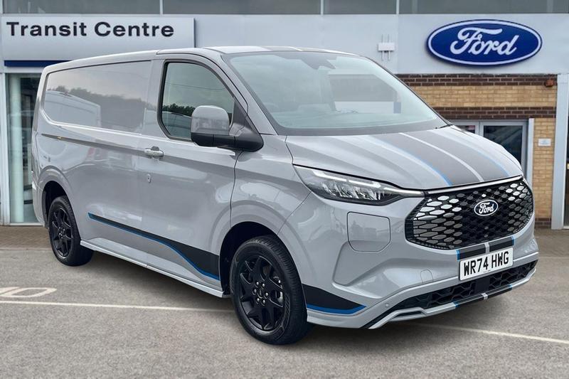 Used Ford Transit Custom 2024 for sale - 76146749: Photo 1