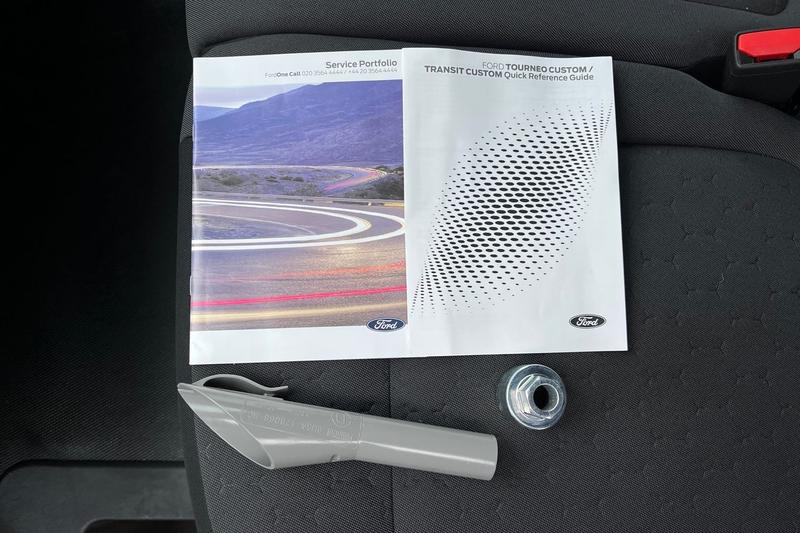 Used Ford Transit Custom 2025 for sale - 77128240: Photo 9