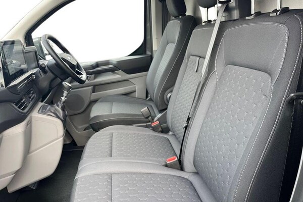 Used Ford Transit Custom 2025 for sale - 76222540: Photo 10