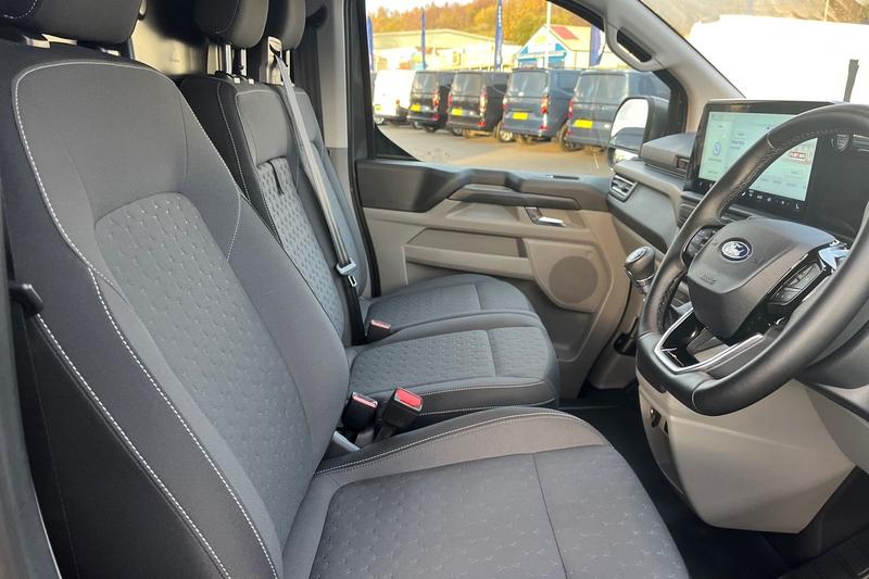 Used Ford Transit Custom 2025 for sale - 76819224: Photo 11