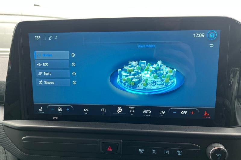 Used Ford Transit Custom 2025 for sale - 76452975: Photo 24