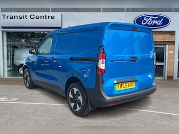 Used Ford Transit Courier 2025 for sale - 79021604: Photo