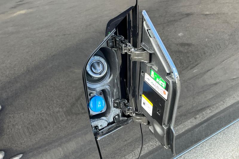 Vehicle 33