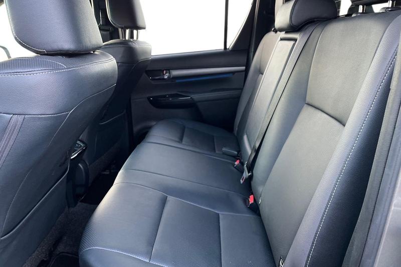 Used Toyota Hilux 2024 for sale - 77138344: Photo 11