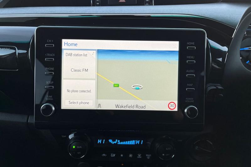 Used Toyota Hilux 2024 for sale - 77138344: Photo 23