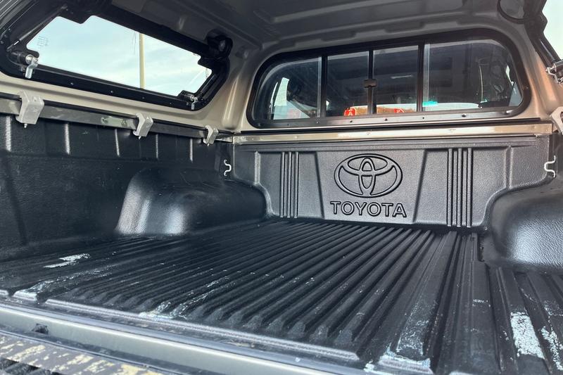 Used Toyota Hilux 2024 for sale - 77138344: Photo 5