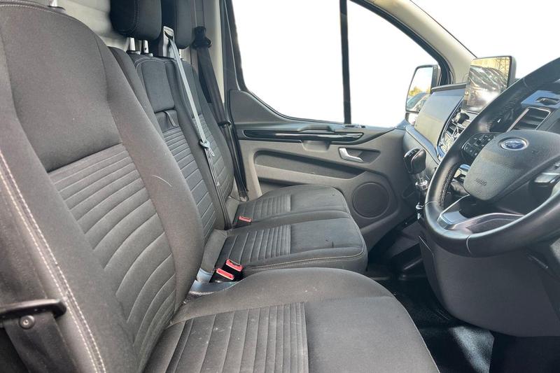 Used Ford Transit Custom 2023 for sale - 76480521: Photo 11