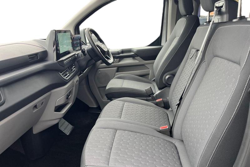 Used Ford Transit Custom 2025 for sale - 76452977: Photo 10