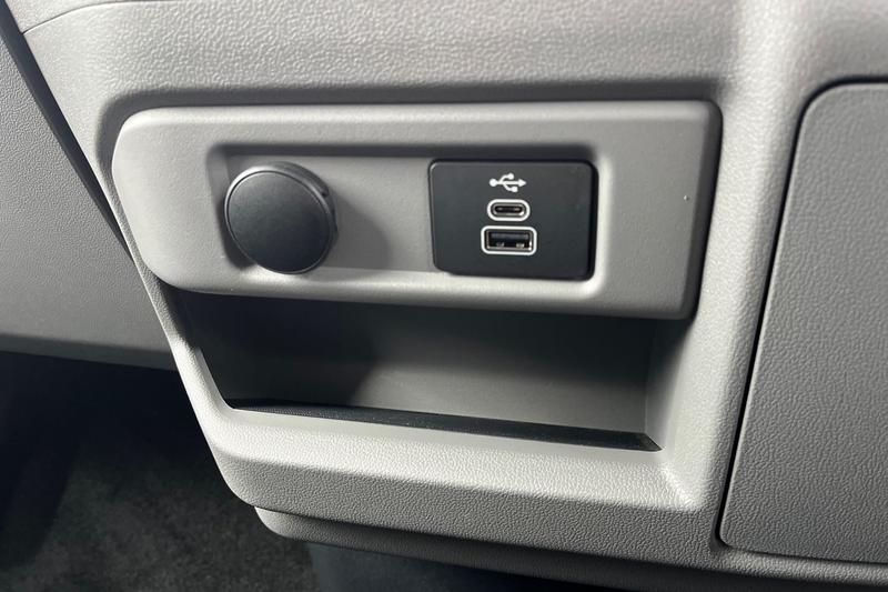 Used Ford Transit Custom 2025 for sale - 76452977: Photo 17