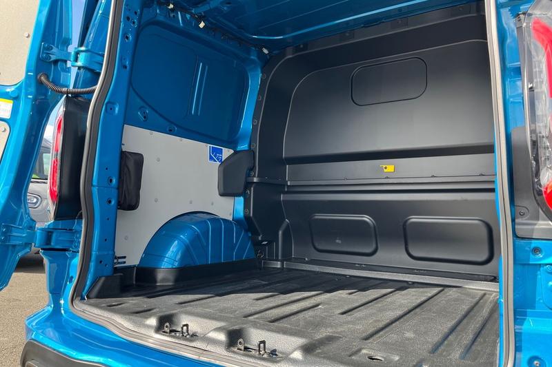 Used Ford Transit Custom 2024 for sale - 78206080: Photo 5