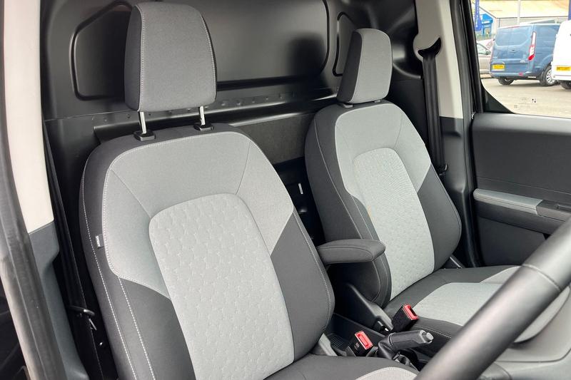 Used Ford Transit Courier 2024 for sale - 78171988: Photo 30